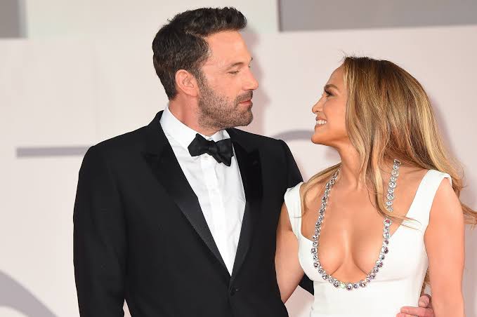 Jennifer Lopez Reportedly ‘Humiliated’ as Ben Affleck Spends Holidays with Jennifer Garner