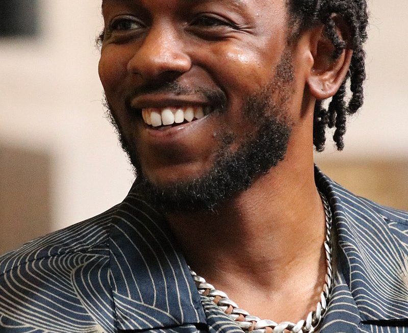 Kendrick Lamar Lights Up TDE’s Christmas Concert in First Performance Since GNX