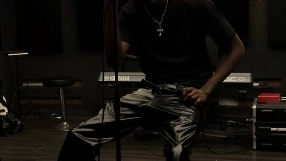 “Kummie Breaks Records as ‘Arike’ Debuts at No. 2 on Spotify Global Viral Chart”