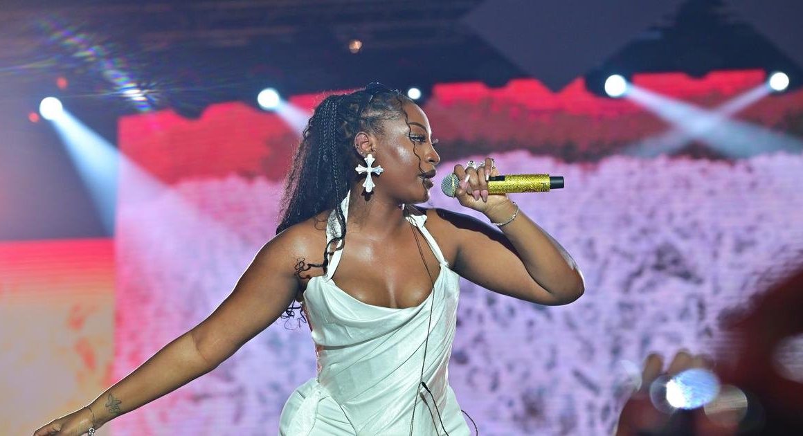 “Tems Makes History: First Artist to Rock The Dome in Johannesburg”