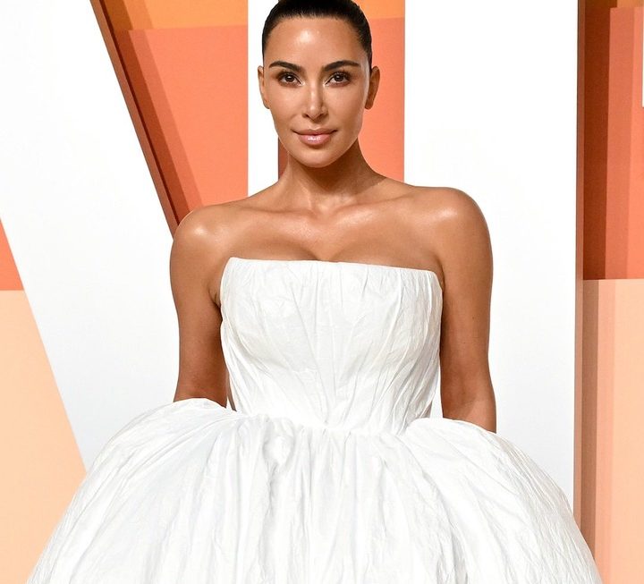 Kim Kardashian Swears by Stem Cell Therapy After Shoulder & Back Pain Miracle Recovery