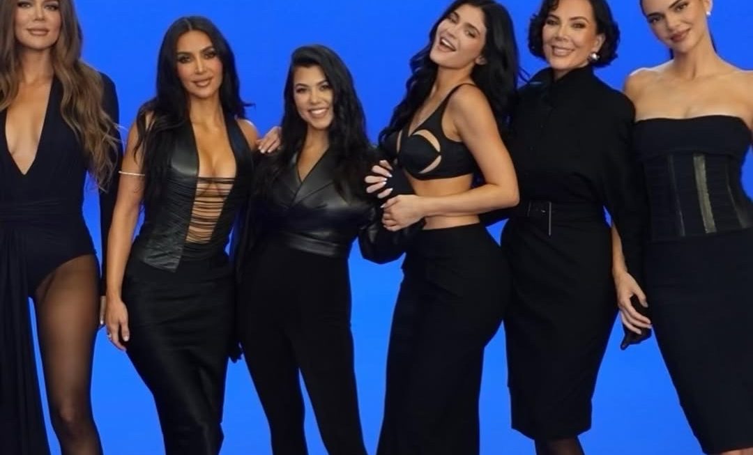 Kim Kardashian Announces The Kardashians Season 6 Return “With Love”