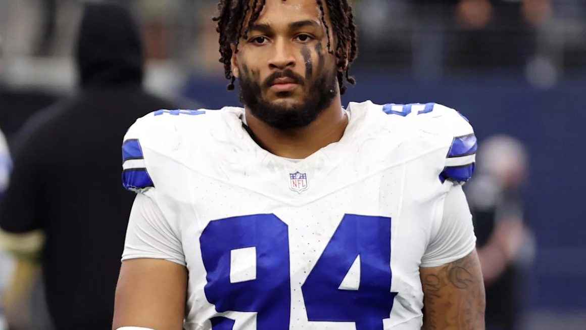 Dallas Cowboys Honor Marshawn Kneeland Death Tribute Memorial Star