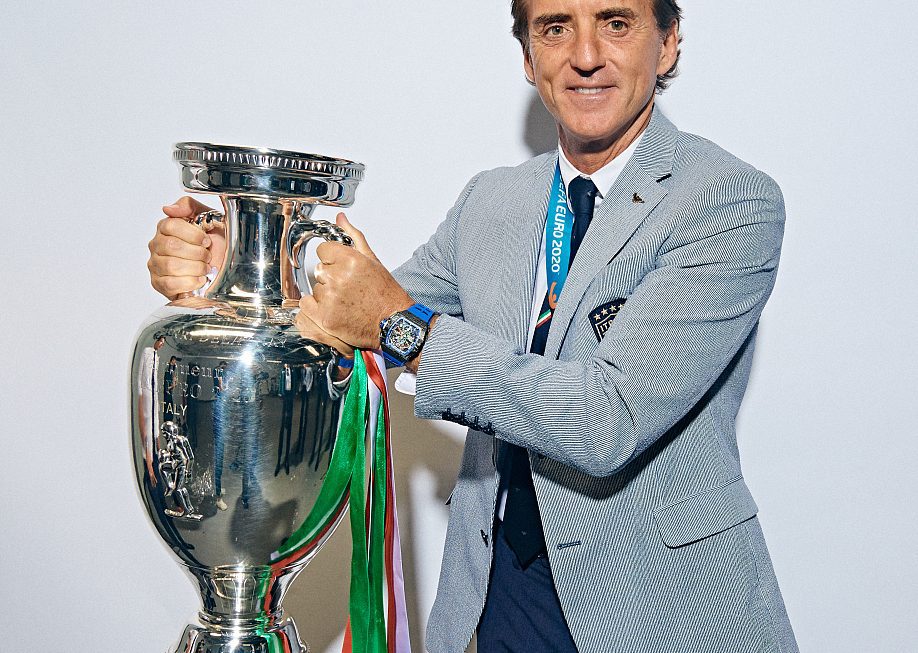 Roberto Mancini Rejects Al Sadd Offer, Holds Out for European Project